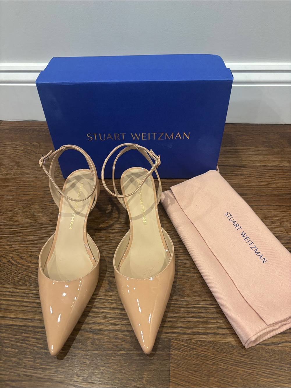 Stuart Weitzman Beige Patent Leather Pointed-Toe Ankle-Strap Pumps